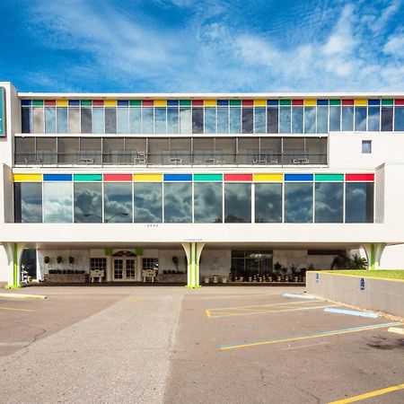 Quality Inn & Suites Conference Center Winter Haven Exterior photo